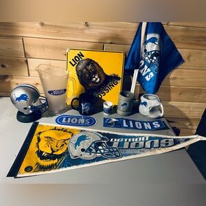 Bundle of Detroit Lions collectible items.